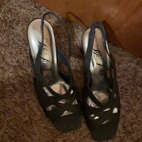 Life Stride 2 inch heel - Picture 2 of 8